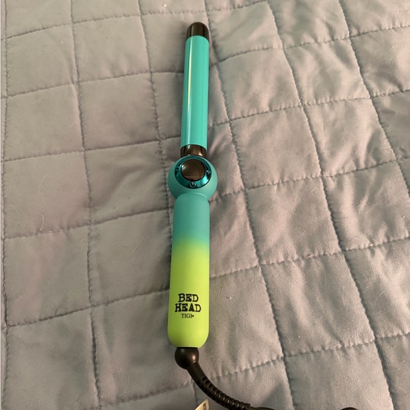 BedHead Other - Bed Head TIGI Blue and Green Curling Wand